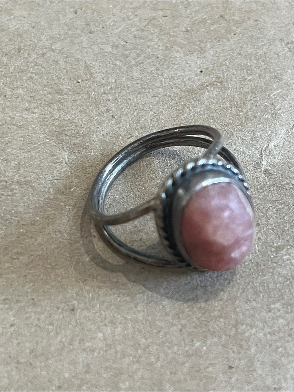 Navajo hand made sterling silver ring w/rhodolite stone sz 7